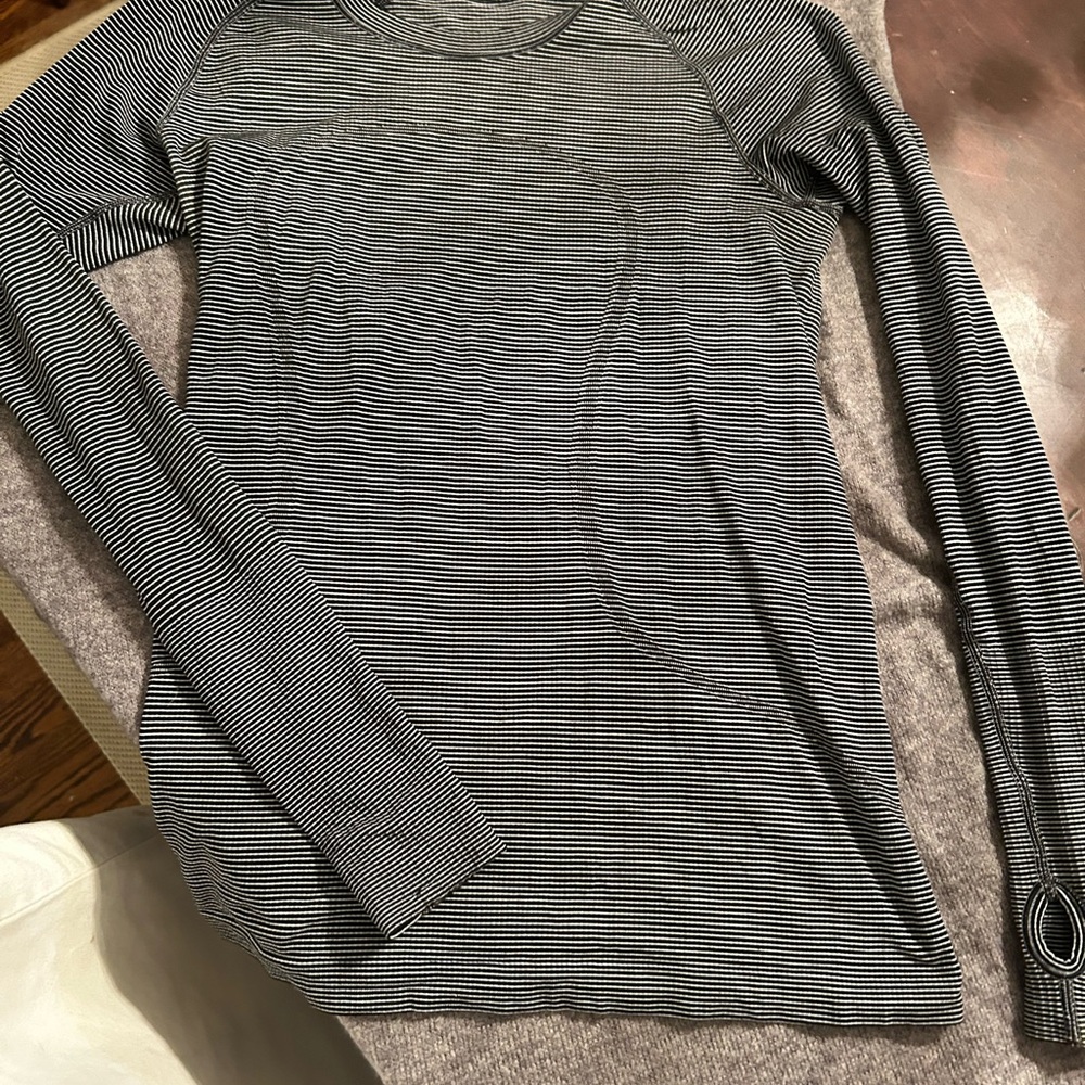 Lulu Lemon Run Swifly Long Sleeve Top